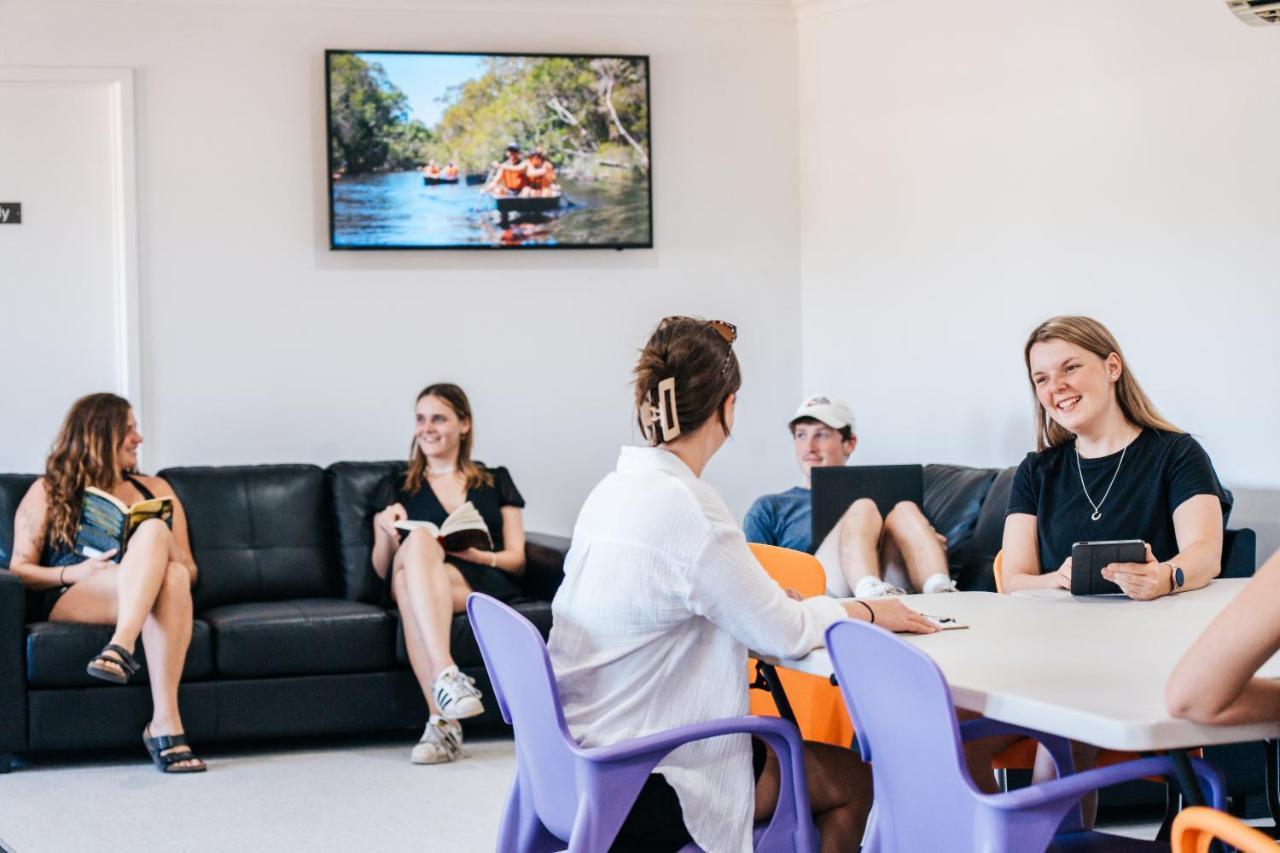 Kangarooms Noosa Everglades Cootharaba Buitenkant foto