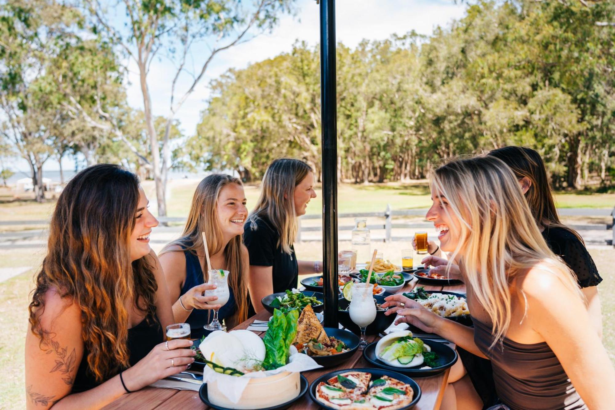 Kangarooms Noosa Everglades Cootharaba Buitenkant foto
