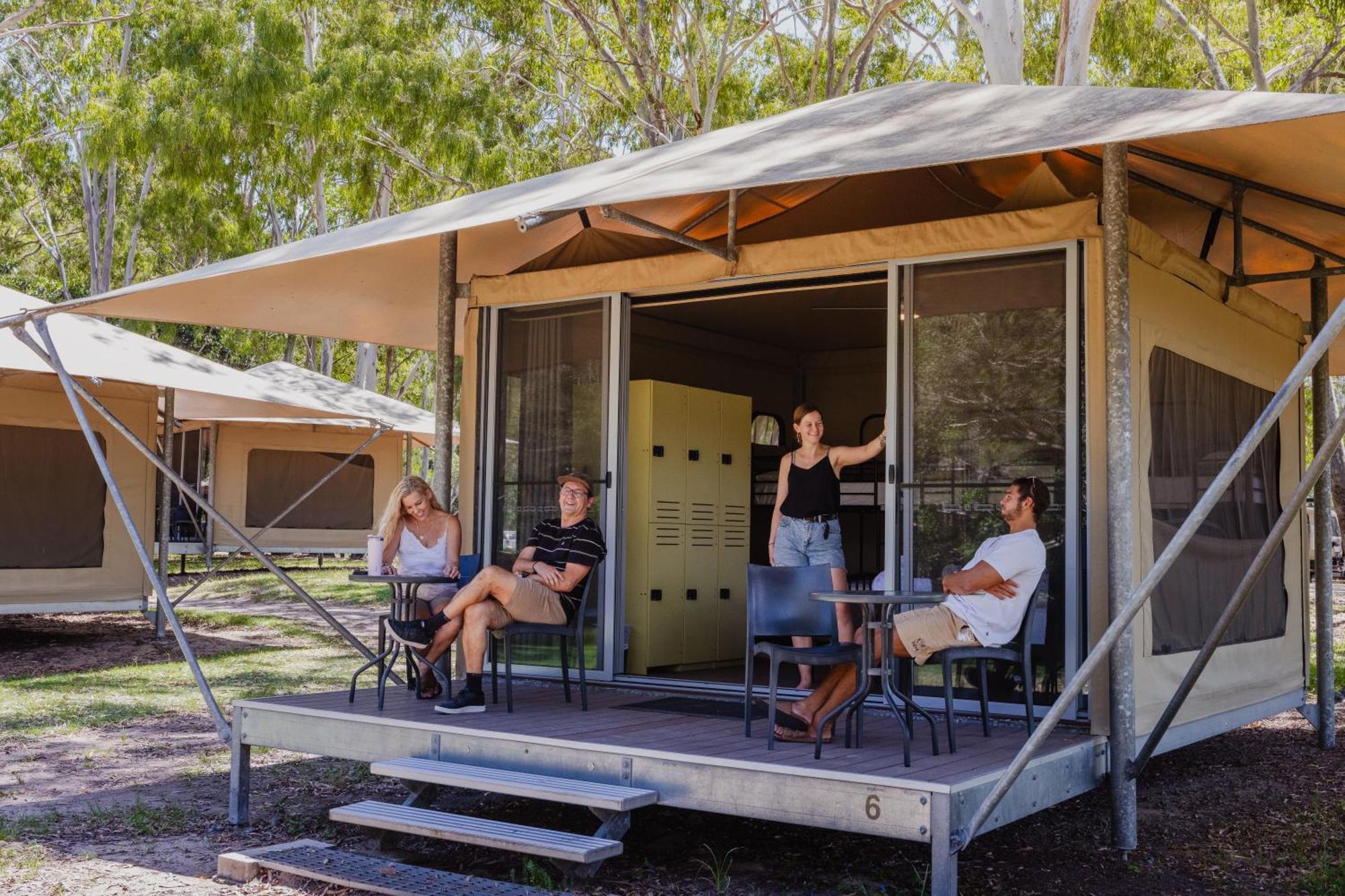 Kangarooms Noosa Everglades Cootharaba Buitenkant foto